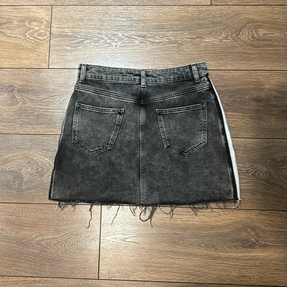ZARA Women's Denim Mini Skirt with Side Stripes in Black/White│Size Small - Picture 7 of 10